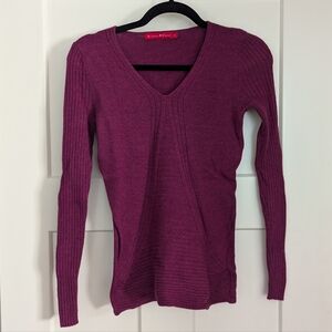 Krimson Klover 100% wool maroon women's small V neck sweater